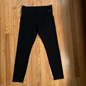 PINK Victoria’s Secret Ultimate Yoga Leggings